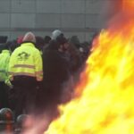 agricultores-furiosos-protestam-com-tratores-e-incendios-na-cupula-da-ue