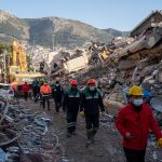 escombros-de-terremotos-na-turquia-contem-produtos-quimicos-altamente-cancerigenos,-alertam-especialistas